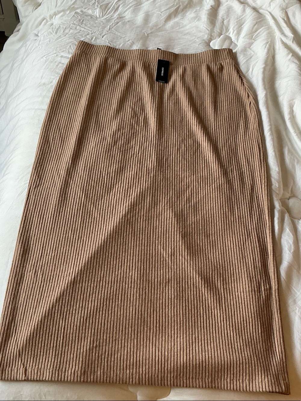 NWT Express Ribbed Pencil Skirt in Camel